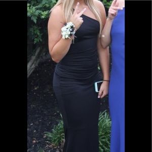 Beautiful Evening Gown Dress in Black - New